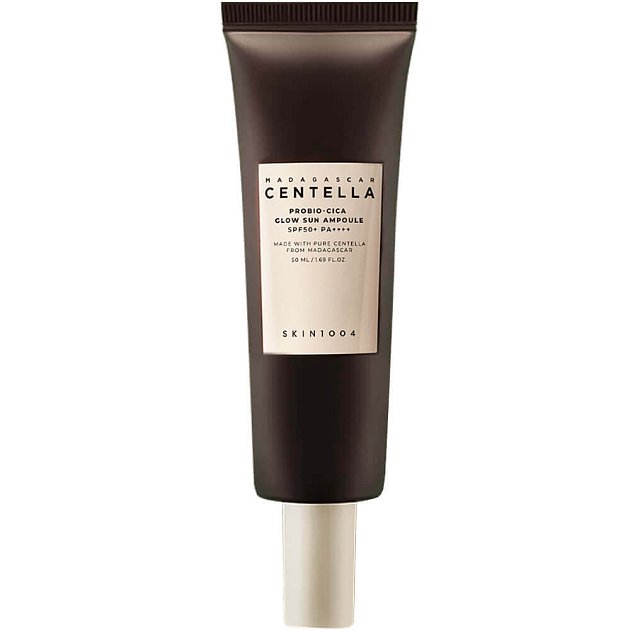 Солнцезащитный крем SKIN1004 Madagascar Centella Probio-Cica Glow Sun Ampoule SPF50+ PA++++